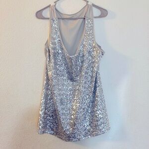 Beautiful party inc top ✨